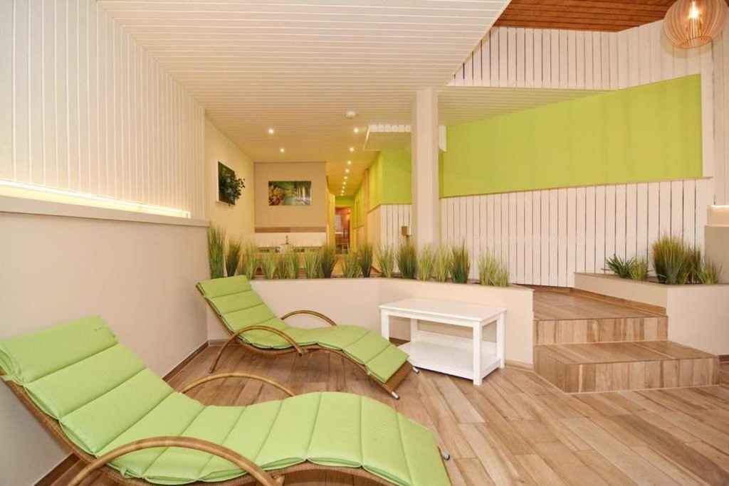 Olympia Haus 4, Whg 35 *